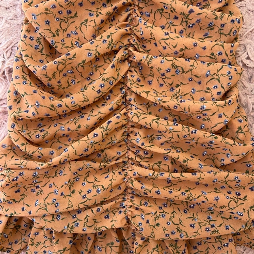 Floral dress - Picture 2 of 6